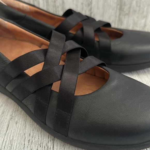 VIONIC Magnolia Serenity Strappy Mary Jane
Loafers Flats Black - Picture 5 of 8